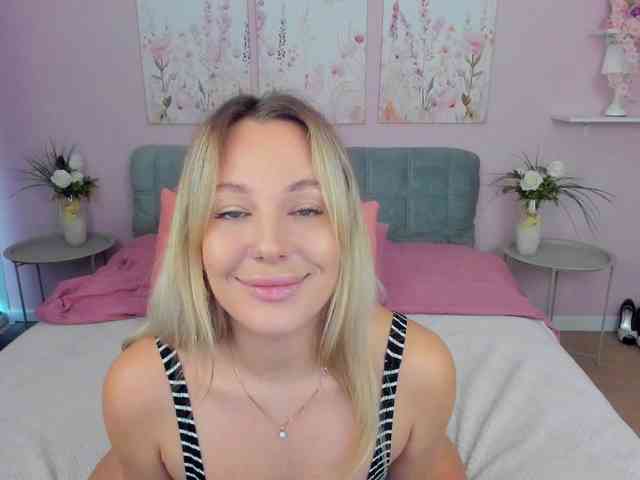 LaurenMorry webcam