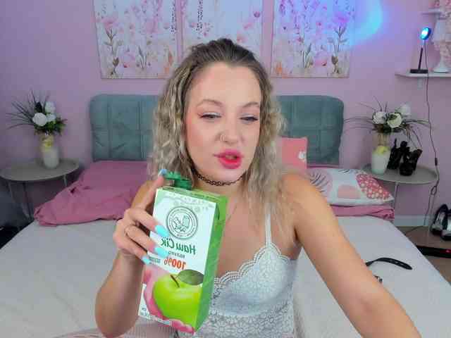 LaurenMorry webcam