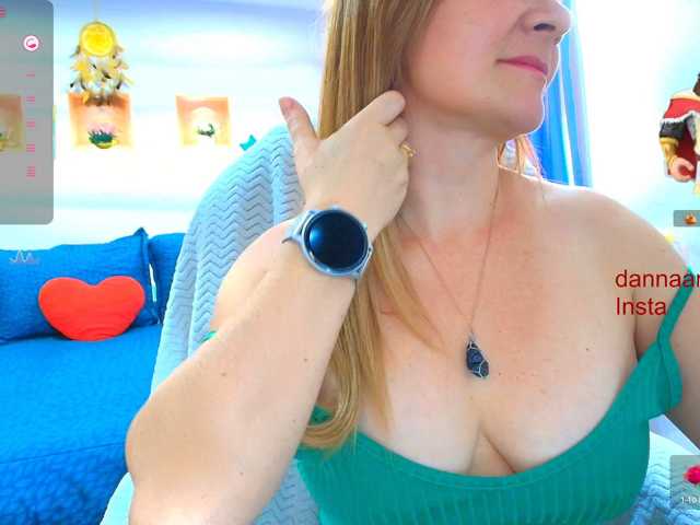 Dana-Angel, en directo ahora en BongaCams