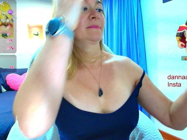 Dana-Angel live cam on BongaCams