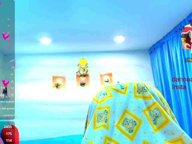 モデル: Dana-angel