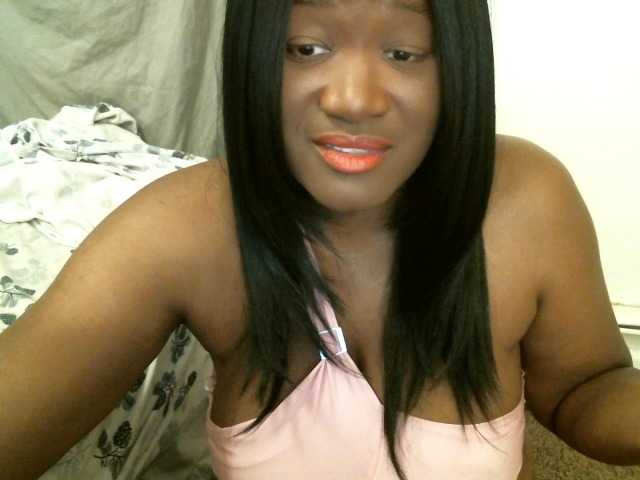 Bigtitscassie