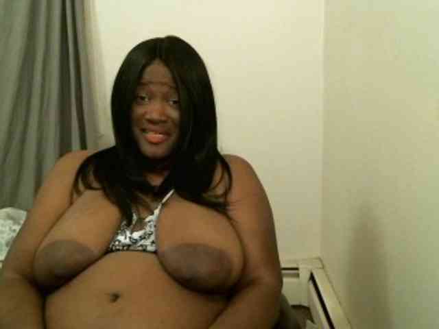 Bigtitscassie