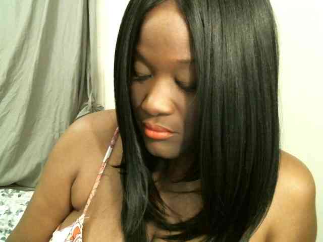 Bigtitscassie webcam