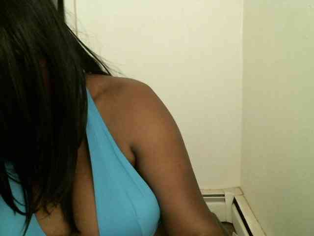 Bigtitscassie webcam