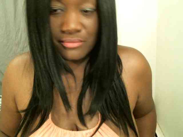 Bigtitscassie