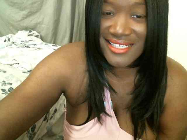 Bigtitscassie webcam