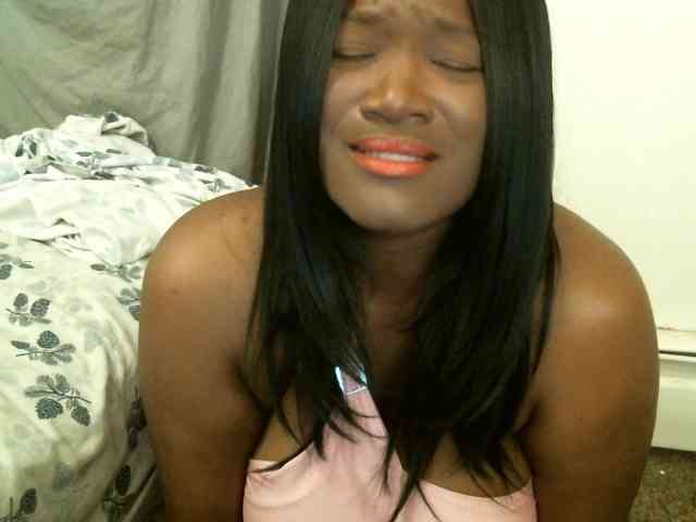 Bigtitscassie webcam