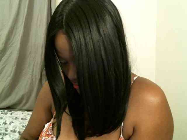 Bigtitscassie webcam