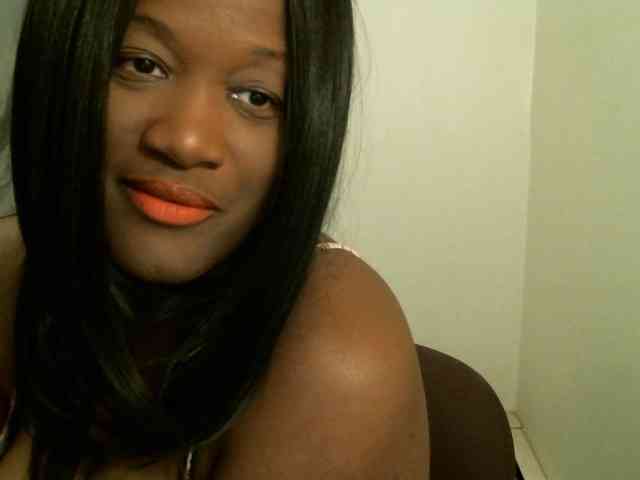 Bigtitscassie webcam