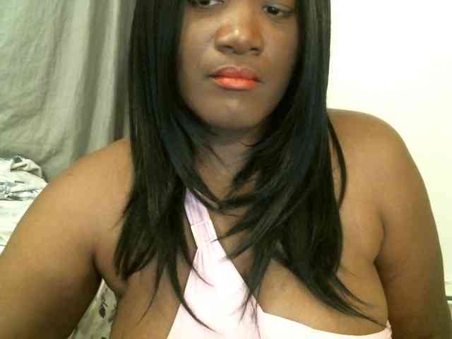 Bigtitscassie webcam