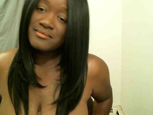 Bigtitscassie webcam