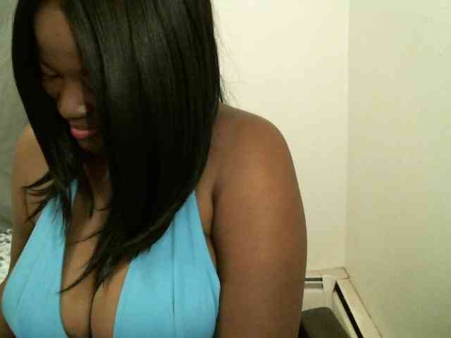 Bigtitscassie webcam