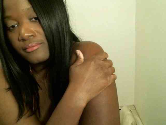 Bigtitscassie