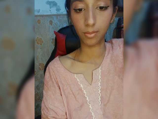 AlinaPopy live cam on BongaCams