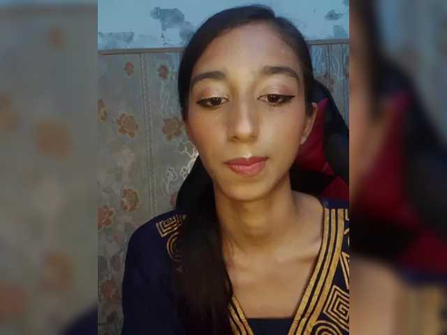 AlinaPopy live webcam show