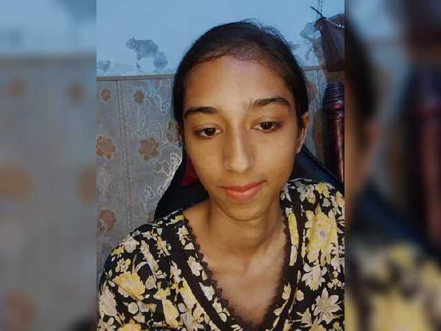 AlinaPopy live cam on BongaCams