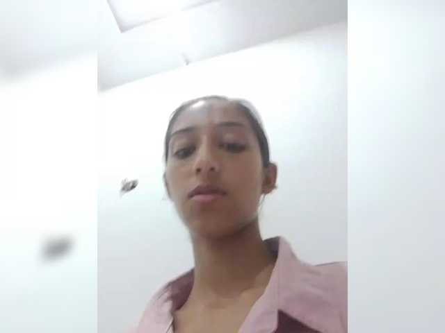 AlinaPopy live cam on BongaCams