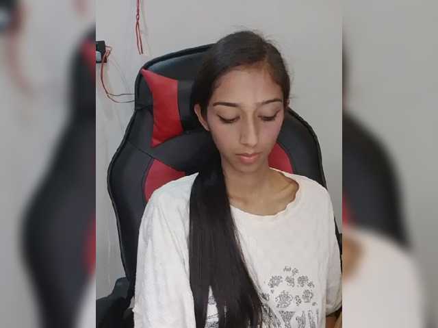 AlinaPopy live cam on BongaCams