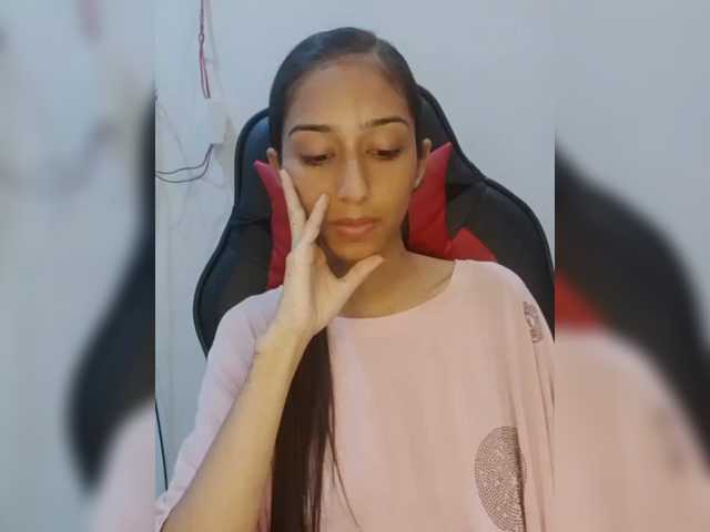 AlinaPopy live cam on BongaCams