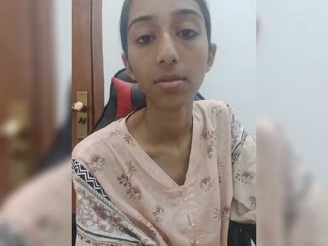 AlinaPopy live cam on BongaCams