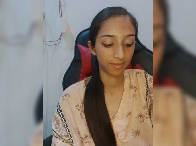 AlinaPopy live cam on BongaCams