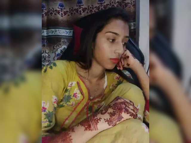 AlinaPopy's BongaCams show and profile