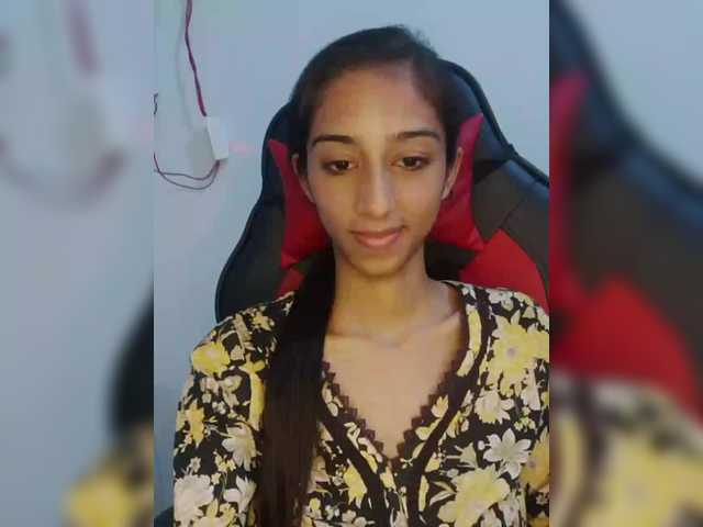 AlinaPopy live cam on BongaCams