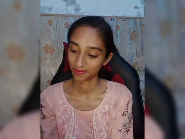 AlinaPopy live webcam show