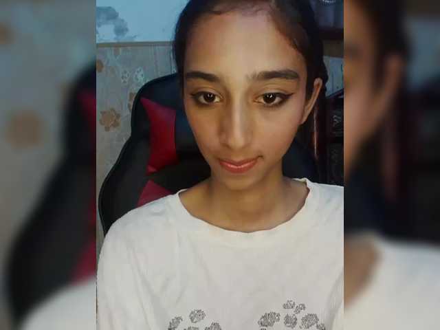 AlinaPopy live cam on BongaCams