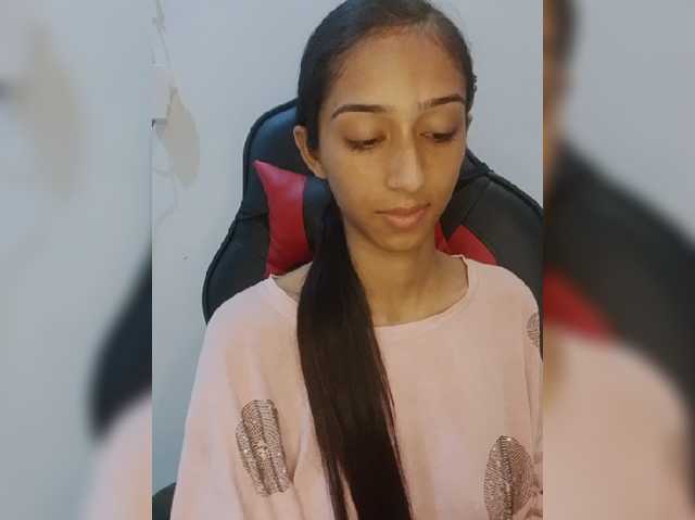 AlinaPopy live cam on BongaCams