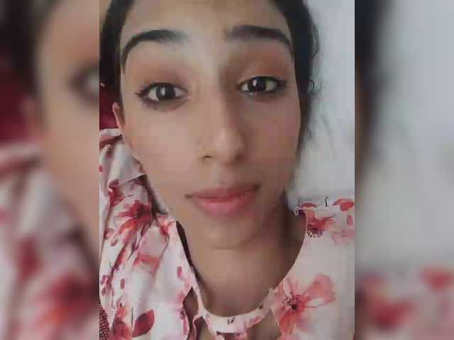 AlinaPopy live cam on BongaCams