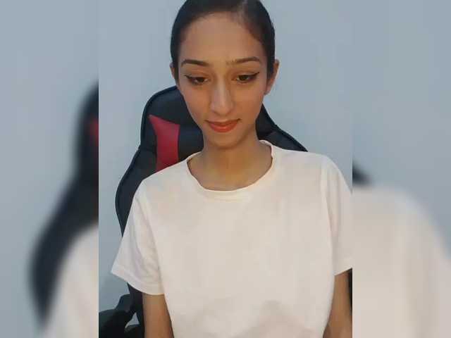 AlinaPopy live cam on BongaCams