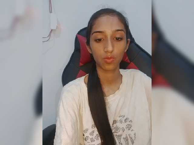 AlinaPopy live cam on BongaCams