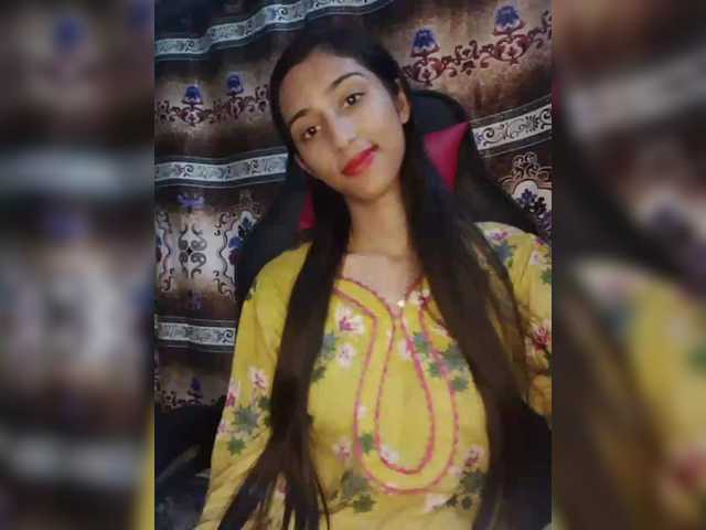 AlinaPopy's BongaCams show and profile