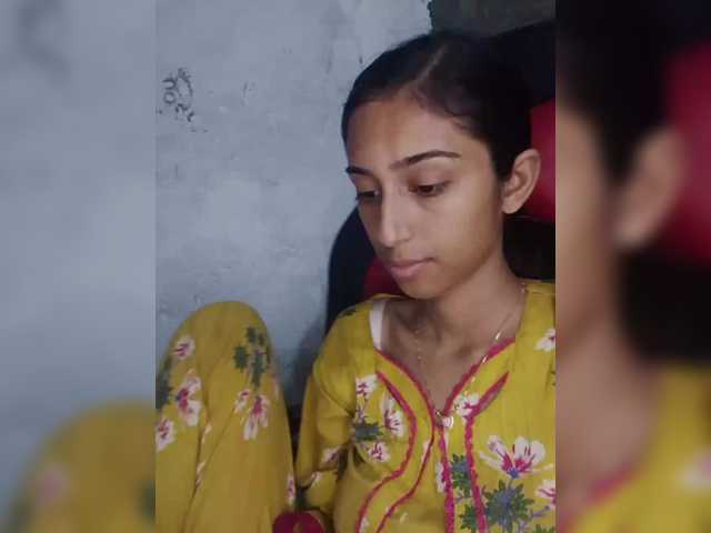 AlinaPopy's BongaCams show and profile