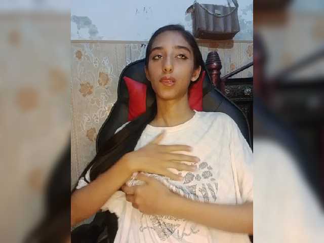 AlinaPopy live cam on BongaCams