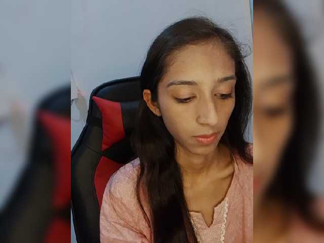 AlinaPopy live cam on BongaCams