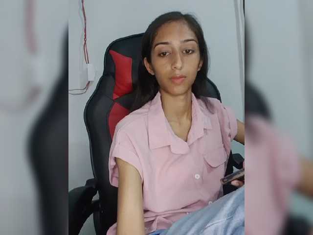AlinaPopy live cam on BongaCams