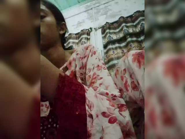 AlinaPopy live webcam show