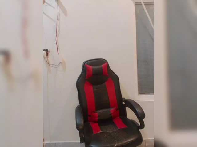 AlinaPopy live cam on BongaCams