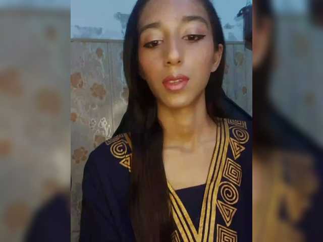 AlinaPopy live cam on BongaCams