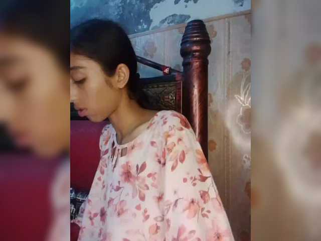 AlinaPopy live webcam show