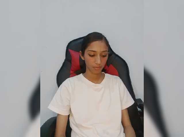 AlinaPopy live cam on BongaCams