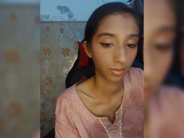 AlinaPopy live cam on BongaCams