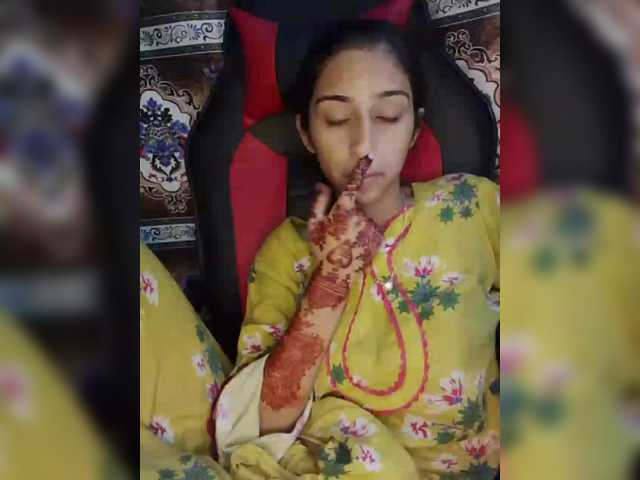 AlinaPopy's BongaCams show and profile