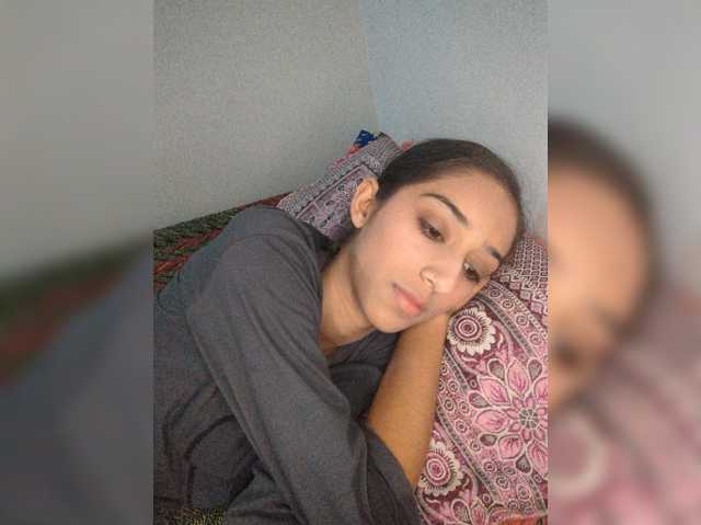 AlinaPopy live cam on BongaCams