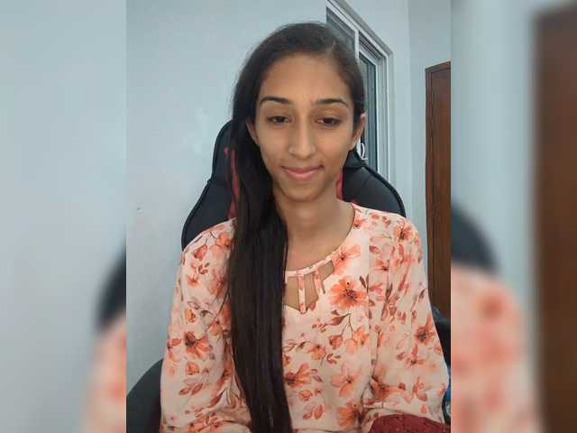 AlinaPopy live cam on BongaCams