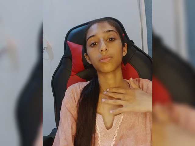 AlinaPopy live cam on BongaCams