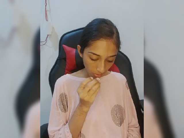 AlinaPopy live cam on BongaCams